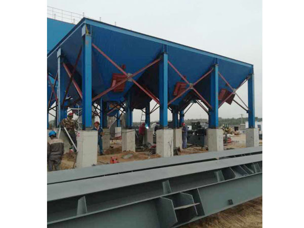 �������m��