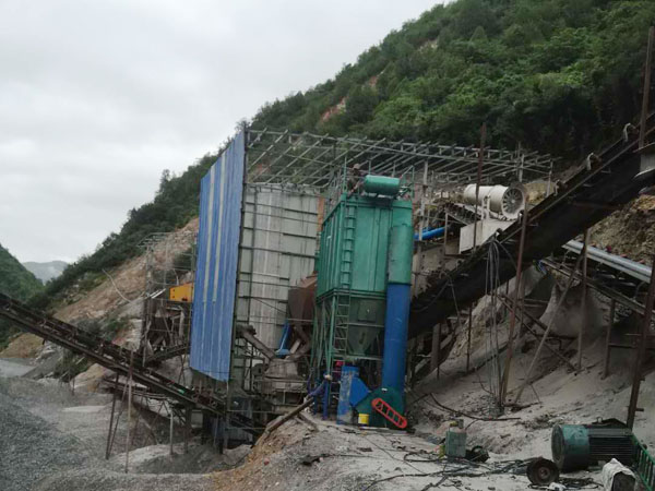 �������m��